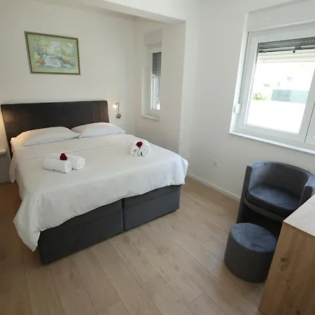 Sea&sand アパート プリヴラカ